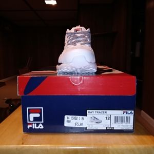 FILA Ray Tracer size 12 men